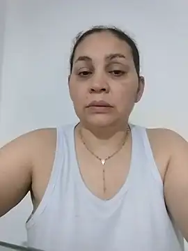 MirandaSoto's Live XXX Chat