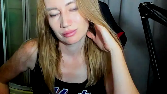 JessFoxxx's Live XXX Chat