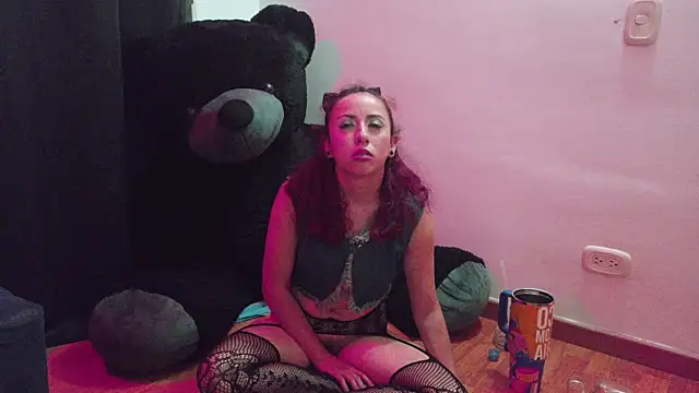 switch_fenix Adlı Modelin Canlı XXX Sohbeti