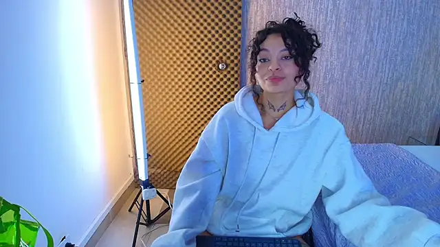 KatherineGomez's Live XXX Chat