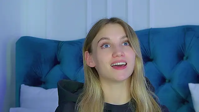 StacyEvances – Naživo XXX chat