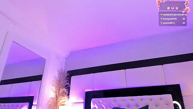 SummerLuna's Live XXX Chat