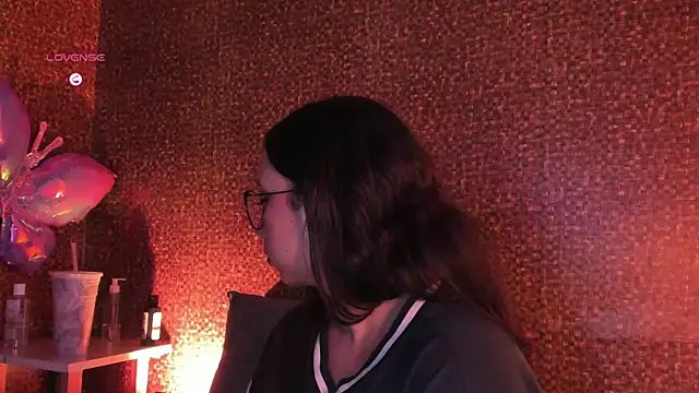 Chat +18 de Apartment28 ao vivo