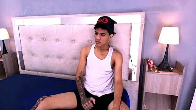 _Thiago12 – Naživo XXX chat