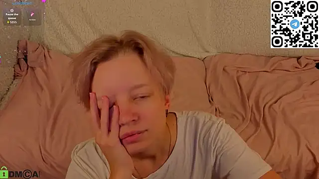 Michelle_Blond 现场XXX聊天