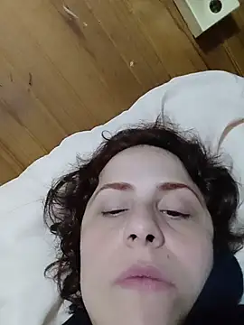 Chat +18 de Rebelchocolate ao vivo