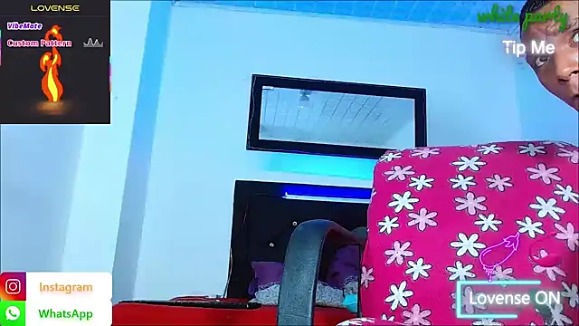 hotboyluxe webcam show