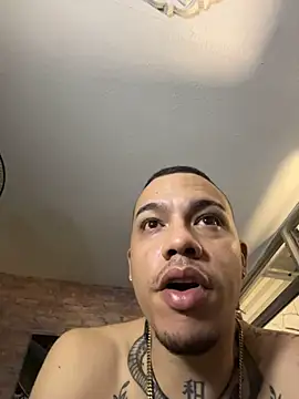 Онлайн чат XXX AlphaMasterXxx