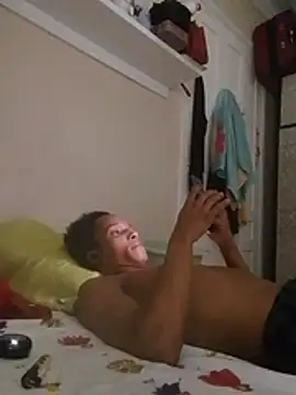 Chat +18 de tf0098 ao vivo