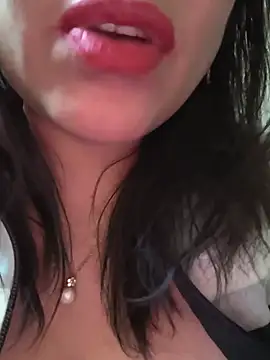 Chat +18 de Kasandra02 ao vivo