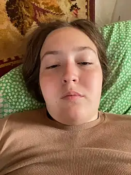 SweetyCute7 webcam show