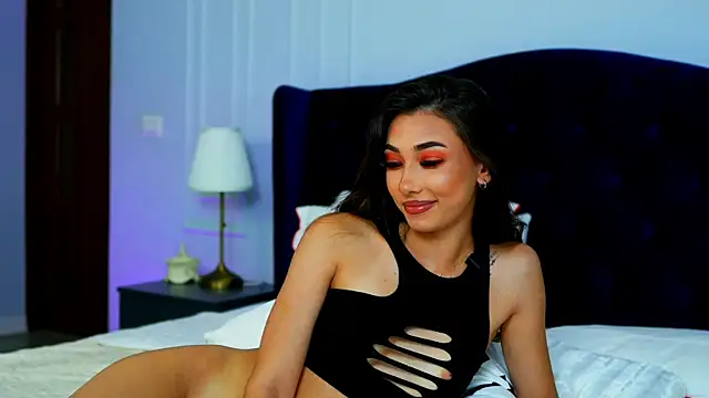 JessieePink Adlı Modelin Canlı XXX Sohbeti