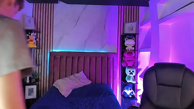 SthepanodiMonaco 라이브 XXX 채팅