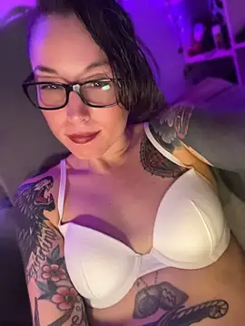 MissGoldenCartier's Webcam Show