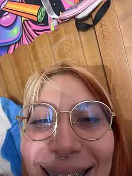 YunoRose_ Chat XXX in diretta
