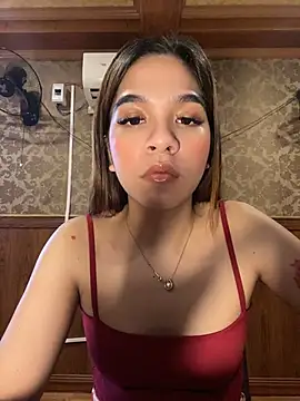 bigcock_sassy69のウェブカメラショー