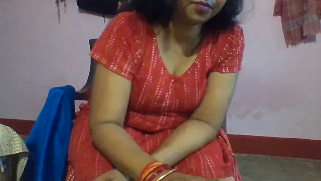 Pooja-suman's Webcam Show