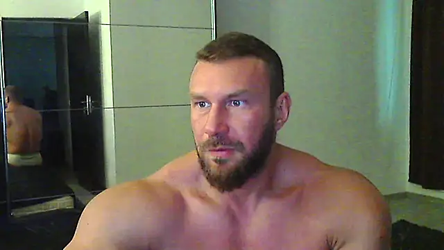 muscularkevin Webcam show