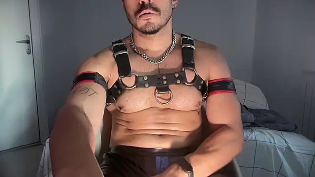 DanteRomanov Show in webcam