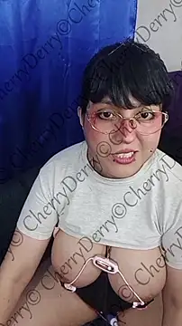 CherryDerry live XXX chat