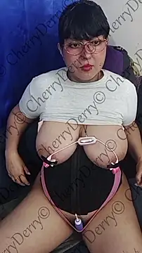 CherryDerry Chat XXX live