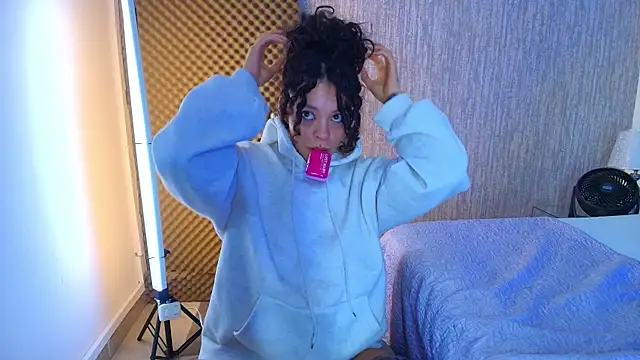 Živý XXX chat KatherineGomez