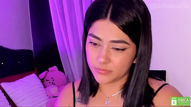 lucy2606 Adlı Modelin Canlı XXX Sohbeti