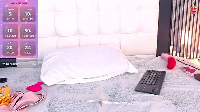 Alorenamegan Chat XXX live