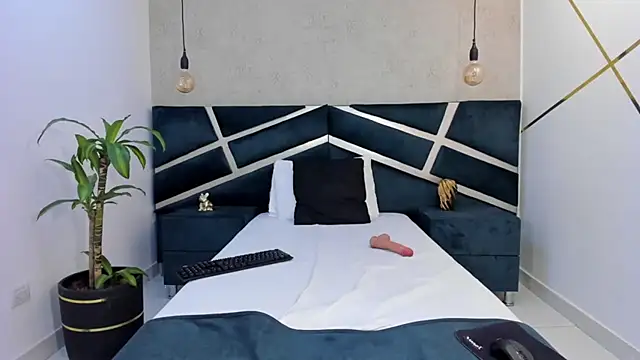 عرض كام monsterholes