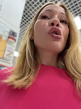 LavenderHot's Webcam Show