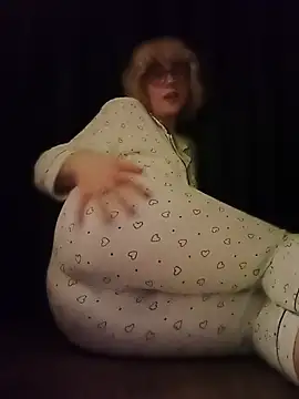 mcjbgfhgjhiiilllufjyf 现场XXX聊天