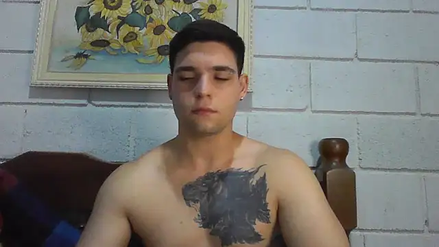 Show de Zure-xxx na webcam