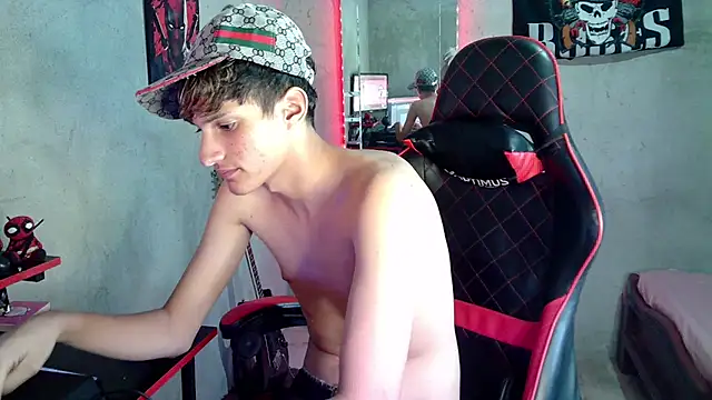 flaquito_junior Chat XXX in diretta