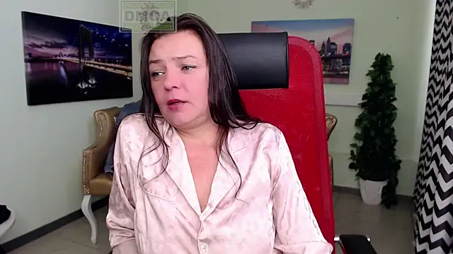 Chat XXX ao vivo de Lily_flower7