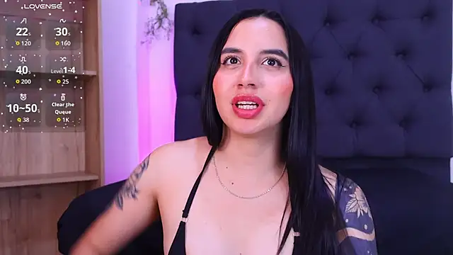 Chat +18 de kaylee_lee ao vivo