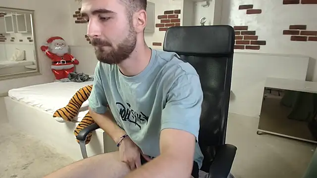 KyloEast Live XXX-Chat