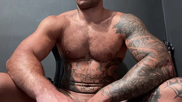 Mr_YourGod Chat XXX in diretta