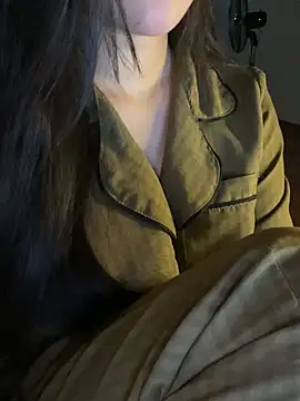 Elise68 লাইভ XXX চ্যাট