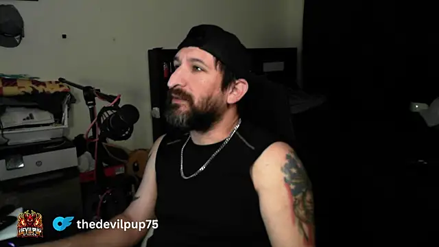 Chat XXX en directo de DevilPup75_