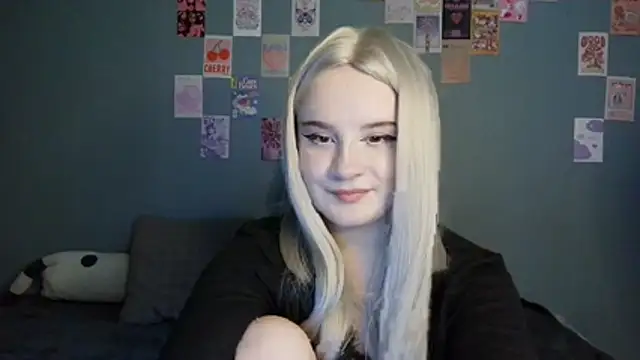 MollyCutes XXX чат на живо