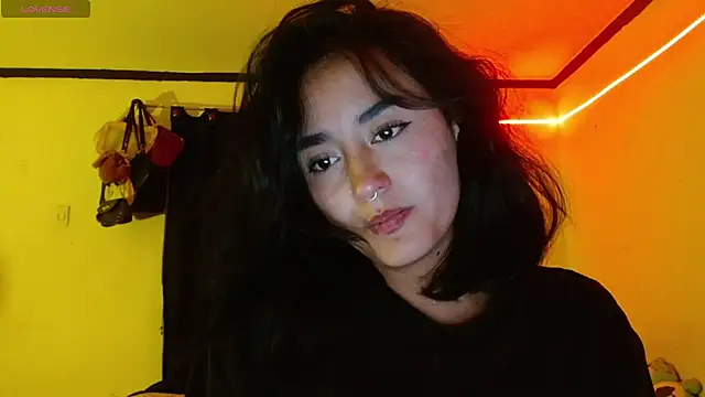 Chat XXX en directo de ludo_kitty