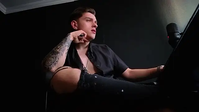 FelixStarkk 라이브 XXX 채팅