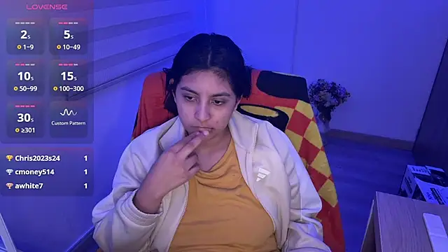cloe_smalln Live XXX chat