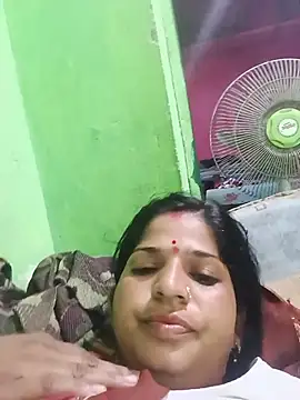 Joohi_Chawla143's Live XXX Chat