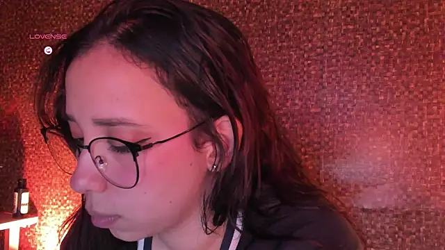Apartment28 live XXX chat