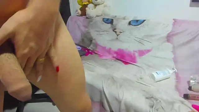 Khalifa_Gold Show in webcam