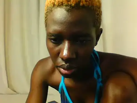 Goldy_petite's Live XXX Chat