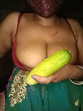 copledesisiraa Adlı Modelin Canlı XXX Sohbeti