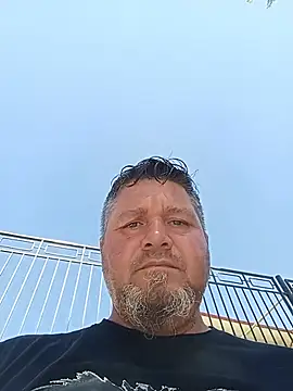 mariusSingur webcam show