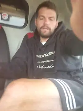 xxraul87's Webcam Show